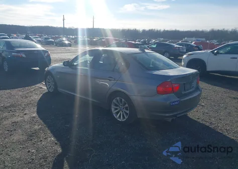 2011 BMW 328I xDrive z USA, uszkodzony, nr VIN WBAPK5C53BA994411